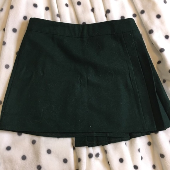 Urban Outfitters - J.O.A. - Green Asymmetrical Pleated Wool Blend Skirt - Picture 2 of 4